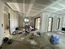 Travaux de platrerie en cours 